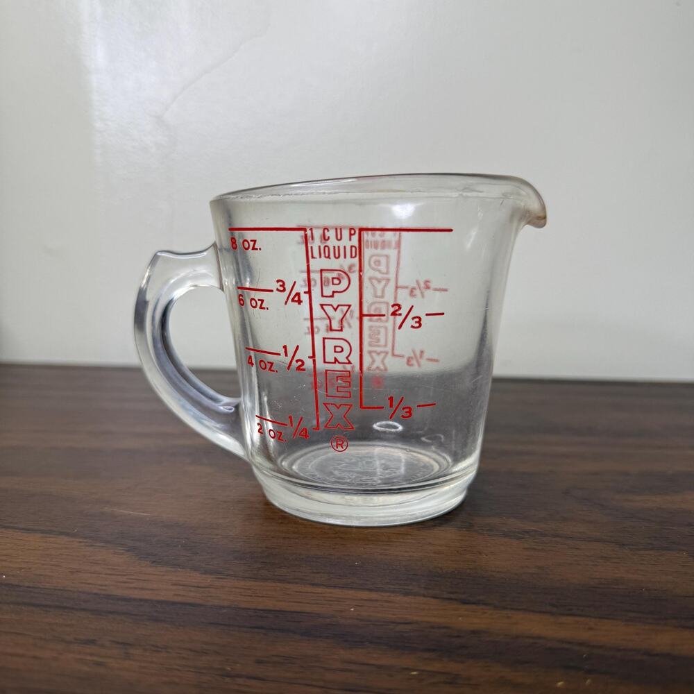Vintage Pyrex 1 Cup Measuring Cup 8oz Clear Glass Kitchenware